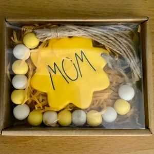 Rae Dunn MOM Bead Garland